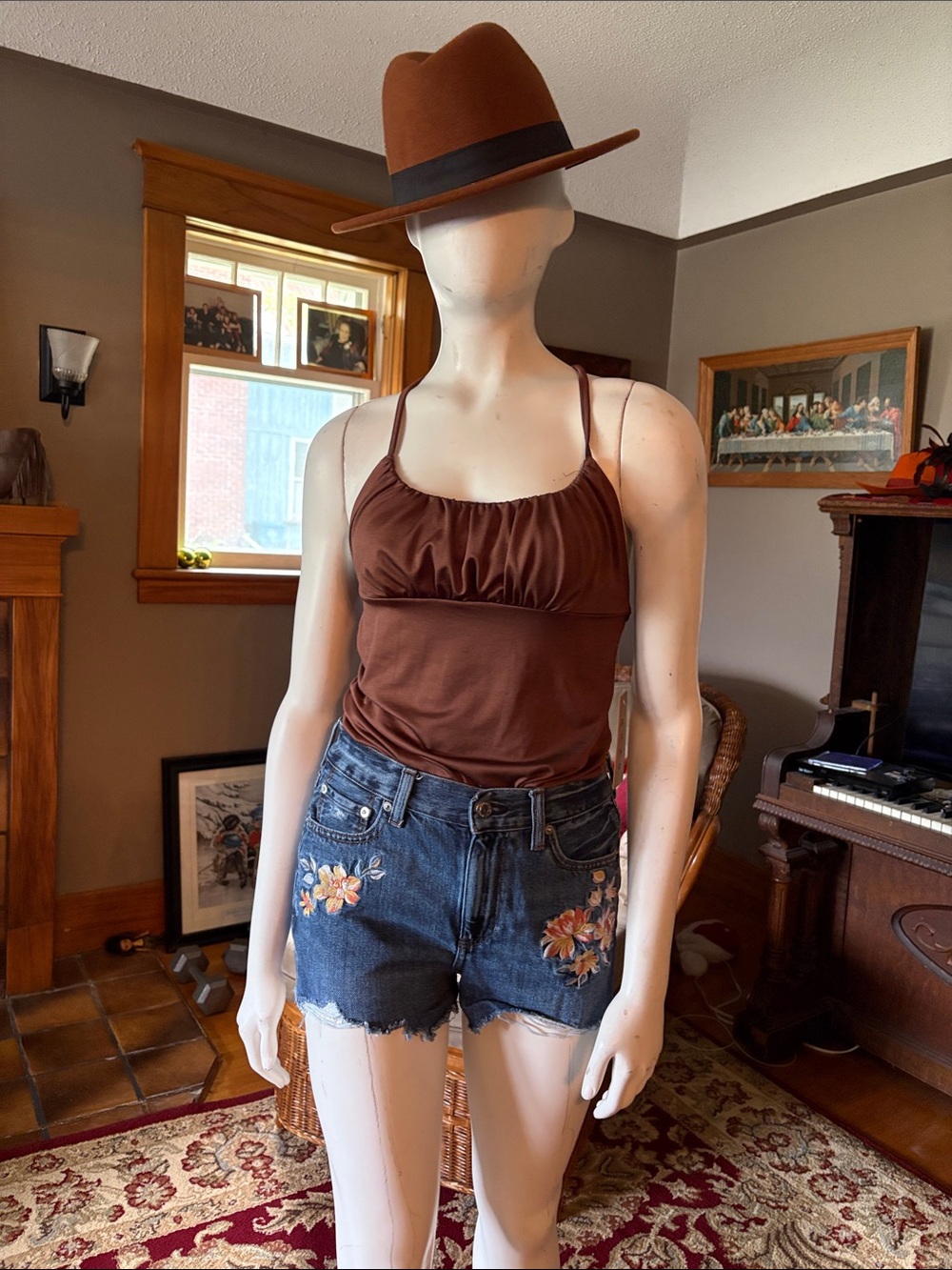 # 117  NWT Slinky rushed top